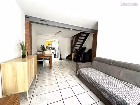 maison 70m2 avec cour