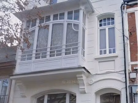 appartement t2 dans un ancien hôtel particulier
