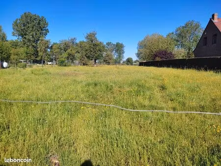 terrain 574 m² mouchin