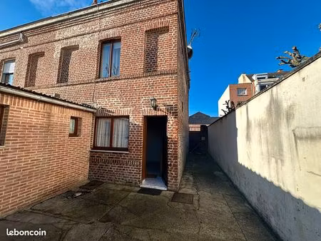 maison de ville 5 pièces 90 m²