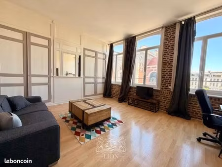 studio 1 pièce 33 m²