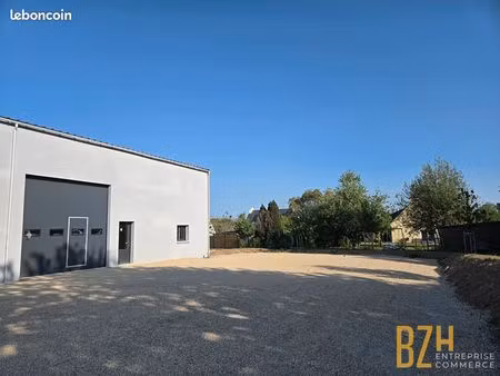 local 160 m² lorient