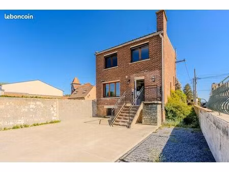 maison 4 pièces 85 m²