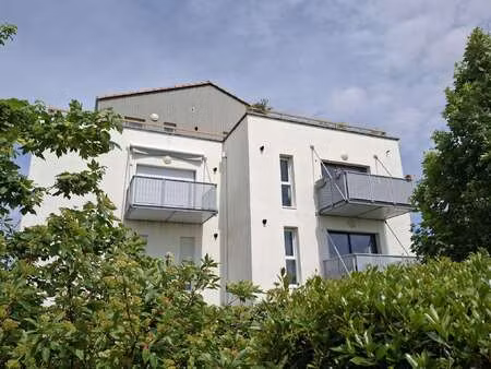 vente appartement 3 pièces aux sables-d'olonne (85100) : à vendre 3 pièces / 65m² les sabl