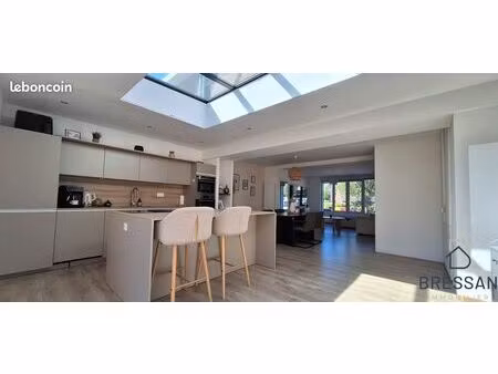 maison 4 pièces 106 m²