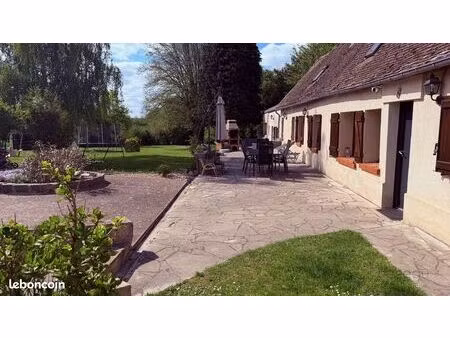 chateau 6 pièces 138 m²
