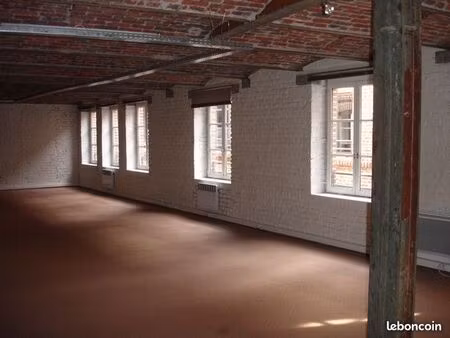loue bureau 100 m2 environ  cachet  vieux-lille proche gares