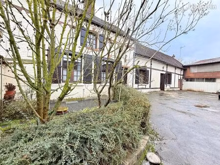 maison + garage + dépendances