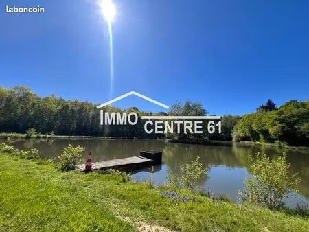 etang 7000m² au calme sur parcelle boisée de 2.92 hectares
