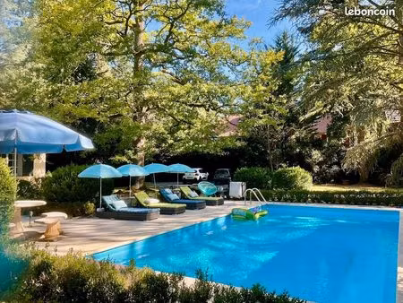 villa 119m2  piscine 9 00x4 50m  terrain 3908m2
