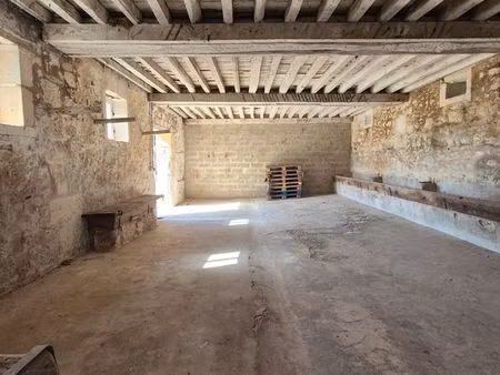 local d'activité entrepôt de stockage  atelier sécurisé proche a1  65 m2 divisibles à 32m2