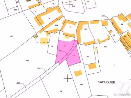 terrain 1700 m² courset