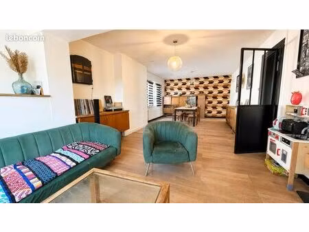 maison de ville 5 pièces 158 m²