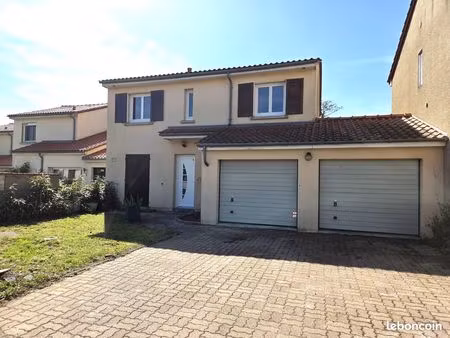 maison - 5 pièces - 105m²