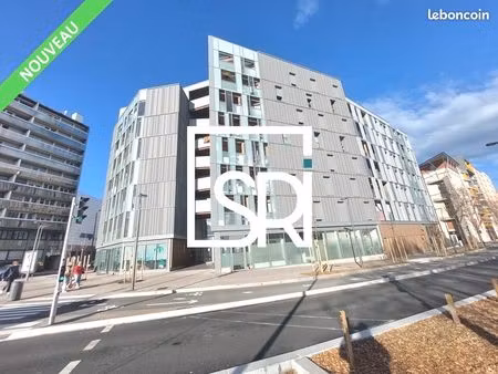 bureaux 93 m² clermont ferrand