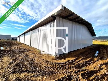 entrepot - logistique 1440 m² combronde