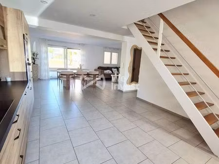 maison 5 pièces 137 m²