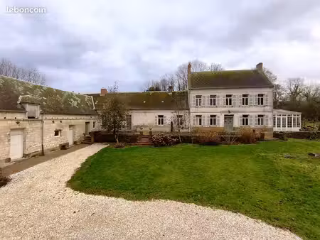propriété 10 pièces 244 m²