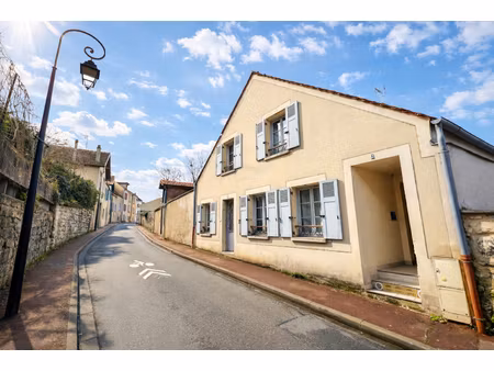 exclusivité ! conflans-sainte-honorine  en plein coeur du centre historique! a deux pas de