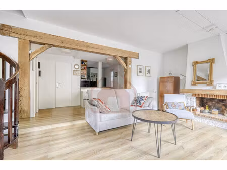 duplex de 71 m² avec terrasse proche métro 7