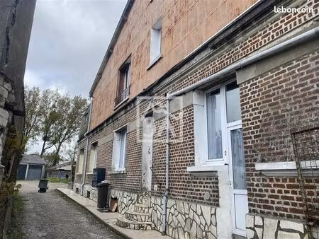 immeuble 16 pièces 426 m²