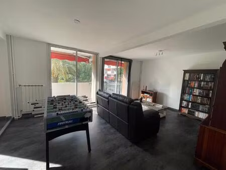 34070 montpellier appartement 3 chambres  en parfait etat  cave et parking