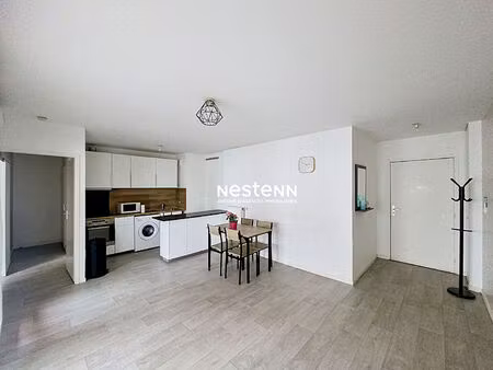 location appartement 2 pièces meublé à stains avec terrasse