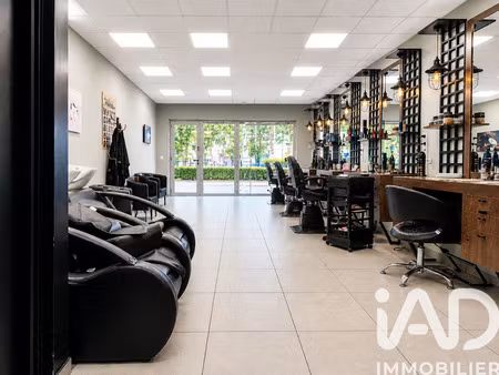 vente esthétique  coiffure 54 m²