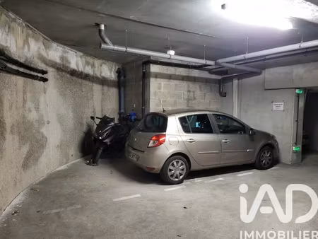 vente parking undefined m²