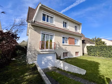 exclusivité ! conflans-sainte-honorine : secteur les roches - centre-ville! a proximité de