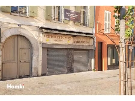 local commercial t1 de 30 m2 à perpignan 66000  place de la république