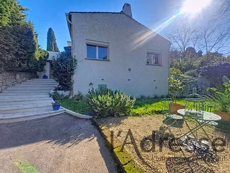 vente maison 5 pièces  121.00m²  cannes