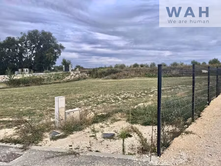 terrain constructible viabilisé - 821m2 - saint-césaire-de-g