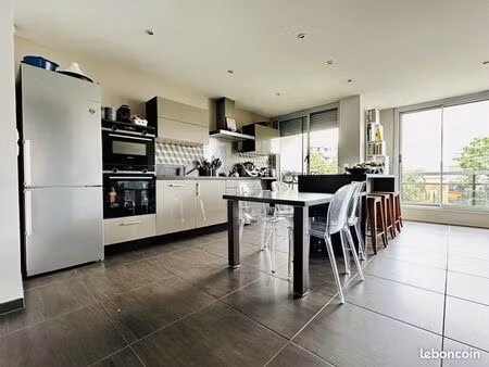 appartement 5 pièces 91 m²