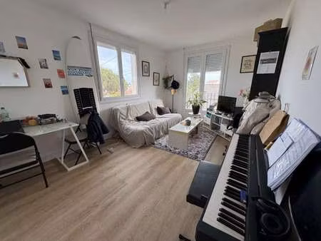 location appartement 2 pièces à saint-hilaire-de-riez (85270) : à louer 2 pièces / 35m² sa