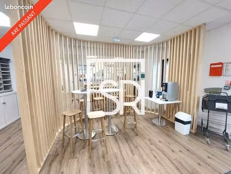 bureaux 1254 m² cournon d'auvergne
