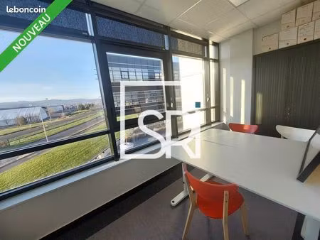 bureaux 49 m² cournon d'auvergne