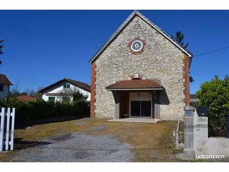 maison d'habitation dans ancienne chapelle
