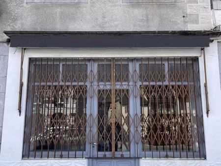 local commercial laruns place de la mairie - location saisonnière