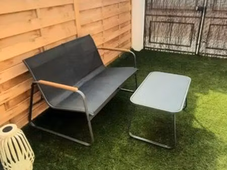 studio climatisé avec extérieur
