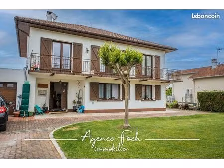 maison 5 pièces 177 m²