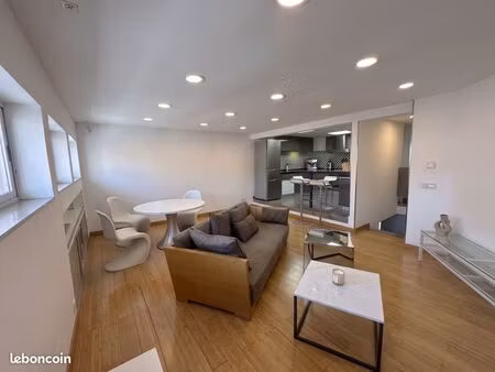 appartement 3 chambres garage