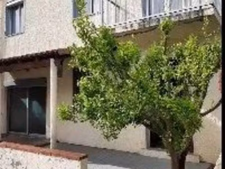 maison 7 pièces 140m2 thuir