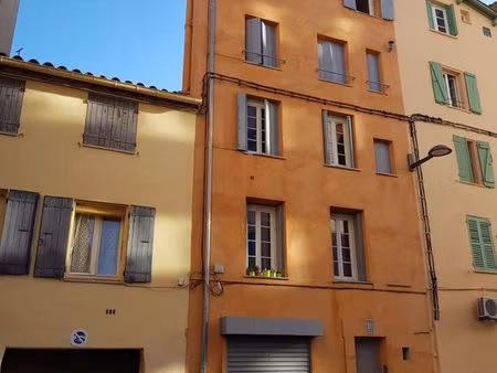 immeuble 5 apparts - 27 000 euros net annuel