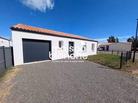 maison neuve de 2025 aux normes pmr à 10mn de la mer