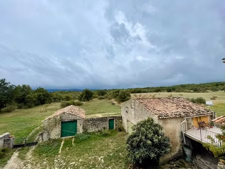 a vendre bâtisse en pierre rénovée de 235 m² habitables et ses dépendances de 300 m2 - ter