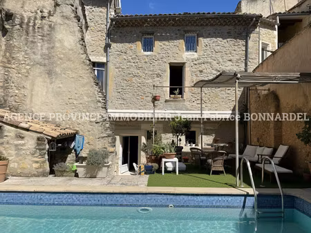 maison de village de caractère avec piscine