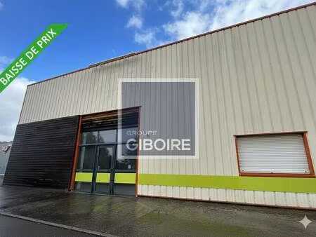 location local d'activités 400 m²