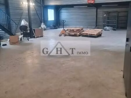 location entrepôt domont 95330 300m²