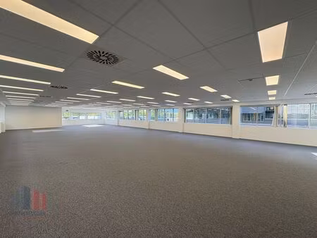 commercieel te huur in merelbeke